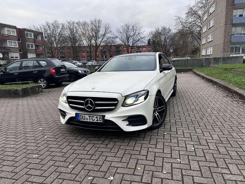 Gebraucht Mercedes E350 AMG line 258 PS (189 kW) 2016 Limousine