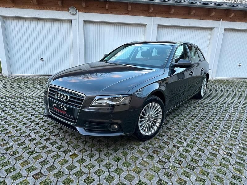 Gebraucht Audi A4 160 PS (117 kW) 2010 Grau Kombi