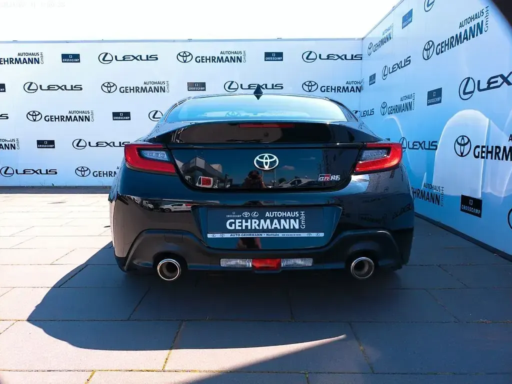 Gebraucht Toyota GR86 234 PS (172 kW) 2023 Schwarz Coupé