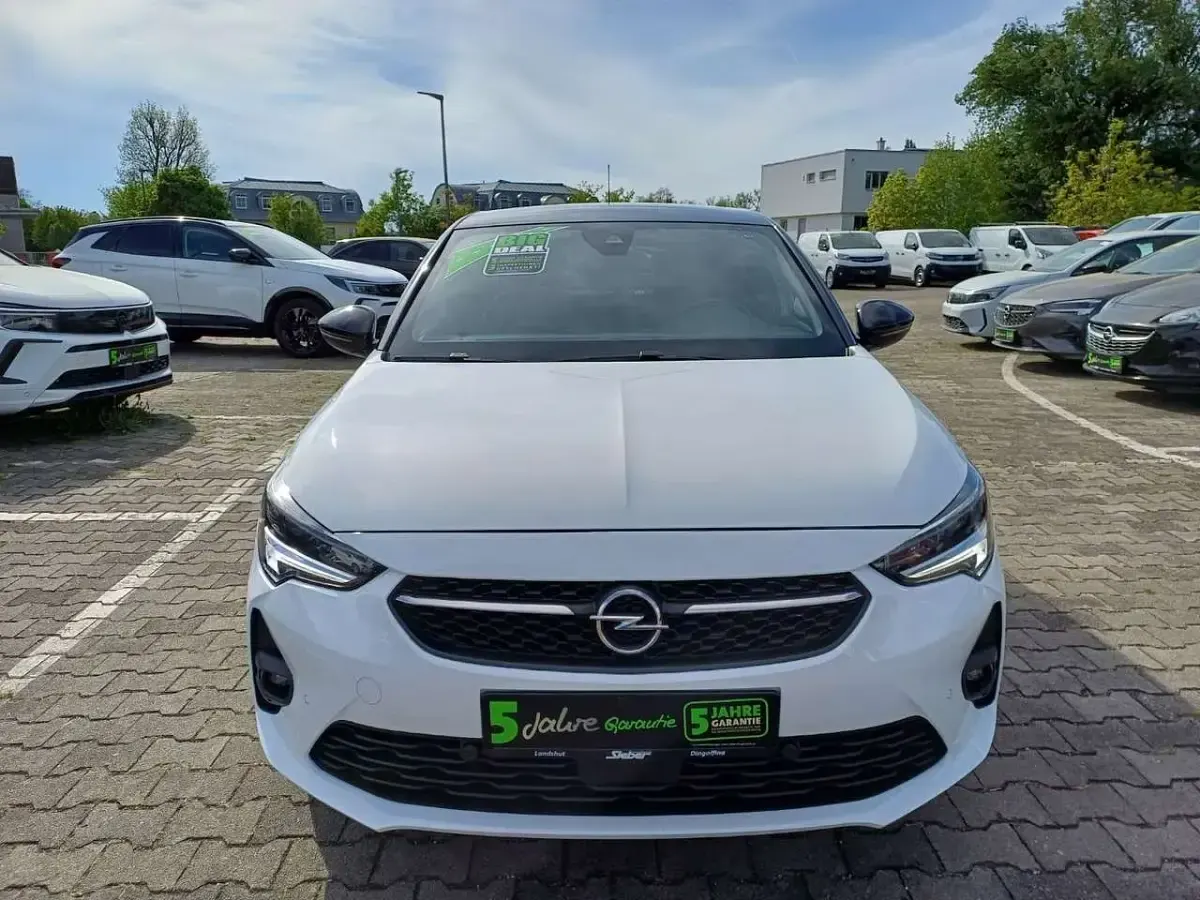 Gebraucht Opel Corsa-e GS Line 100 kW (136 PS) 2022 Arktis weiss Kleinwagen