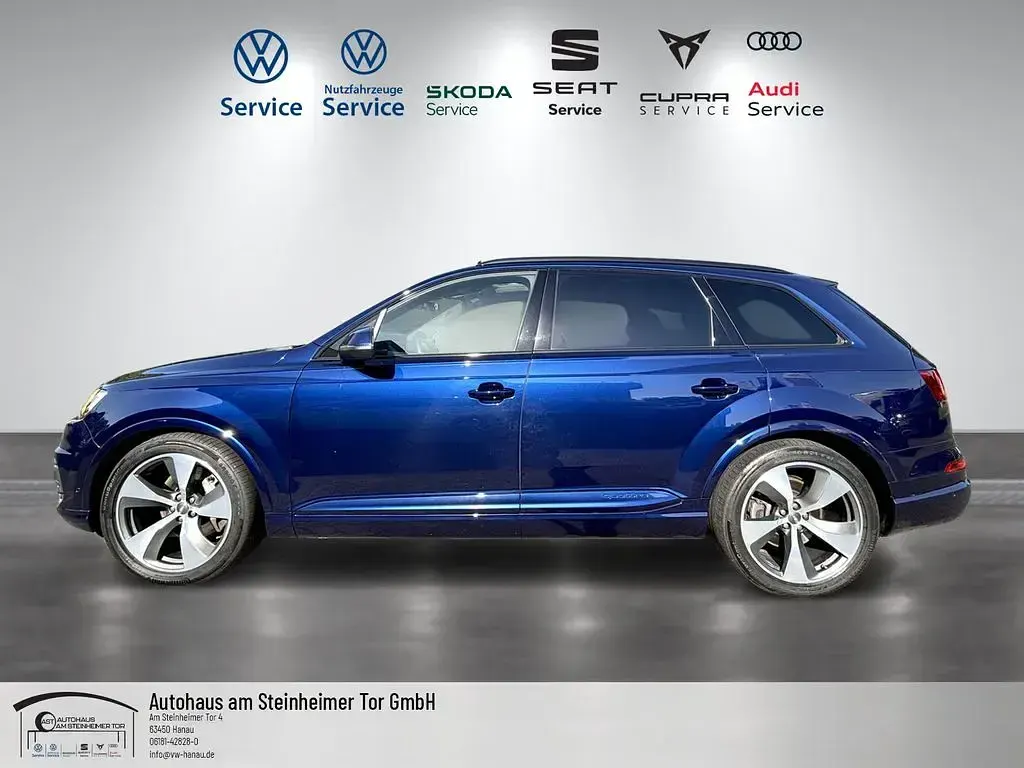 Używany Audi Q7 S-Line 272 KM (200 kW) 2018 Niebieski SUV