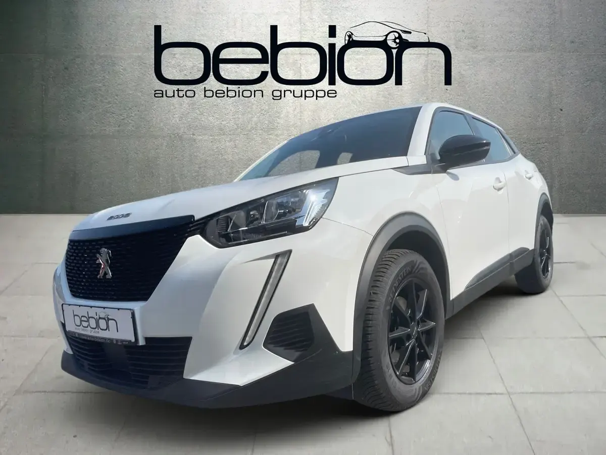 Gebraucht Peugeot 2008 Active 101 PS (74 kW) 2022 SUV