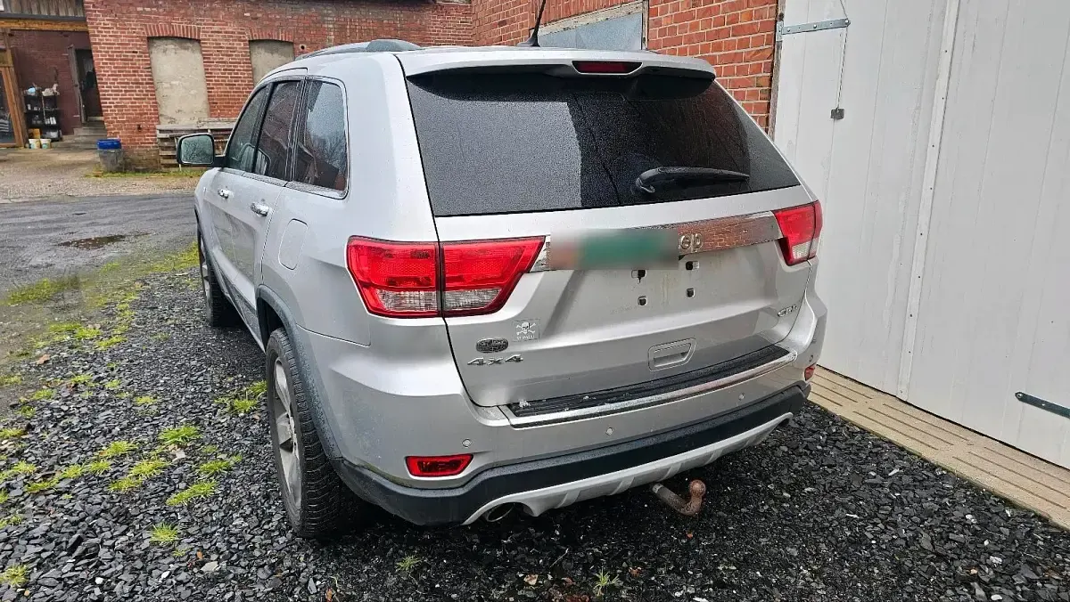 Gebraucht Jeep Grand Cherokee 241 PS (177 kW) 2013 Silber SUV