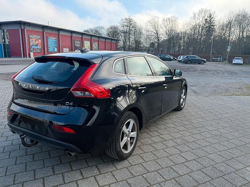 Gebraucht Volvo V40 190 PS (139 kW) 2014 Schwarz Limousine