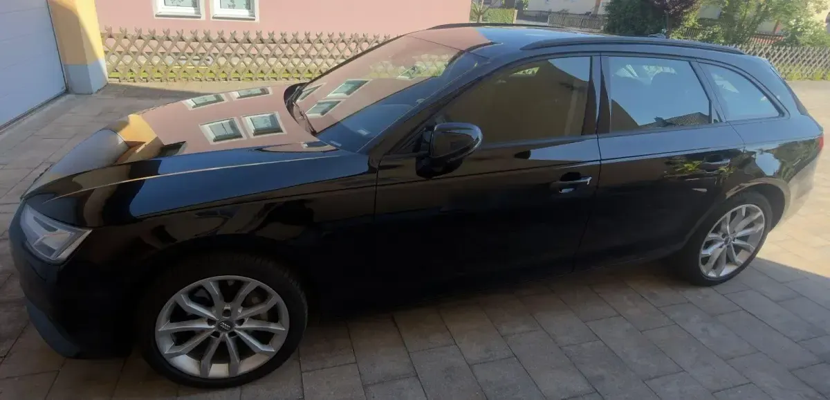 Gebraucht Audi A4 Design 190 PS (139 kW) 2017 Schwarz Kombi