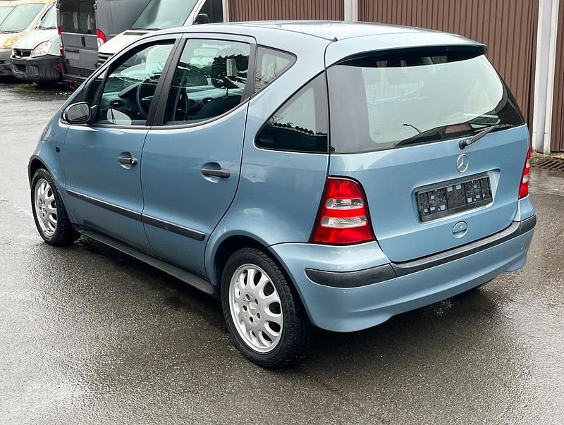Gebraucht Mercedes A170 Classic 95 PS (69 kW) 2003 Silber Kleinwagen