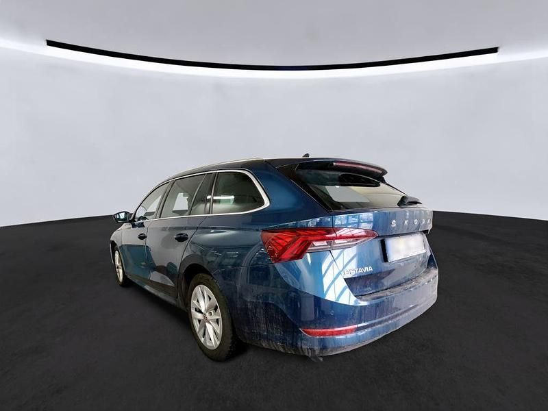 Gebraucht Skoda Octavia Style 150 PS (110 kW) 2022 Blau Kombi