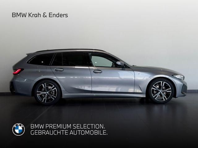 Grau Gebraucht 2024 BMW 318 M Sport Kombi | 43.180 € (Teuer) - Bild 1/4