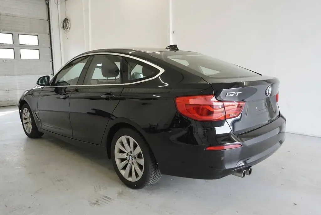 Gebraucht BMW 320 Gran Turismo 190 PS (139 kW) 2017 Schwarz Limousine