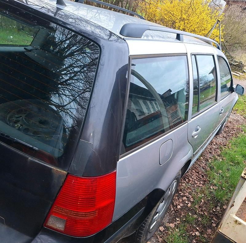 Gebraucht VW Golf IV 105 PS (77 kW) 2003 Grau Kombi