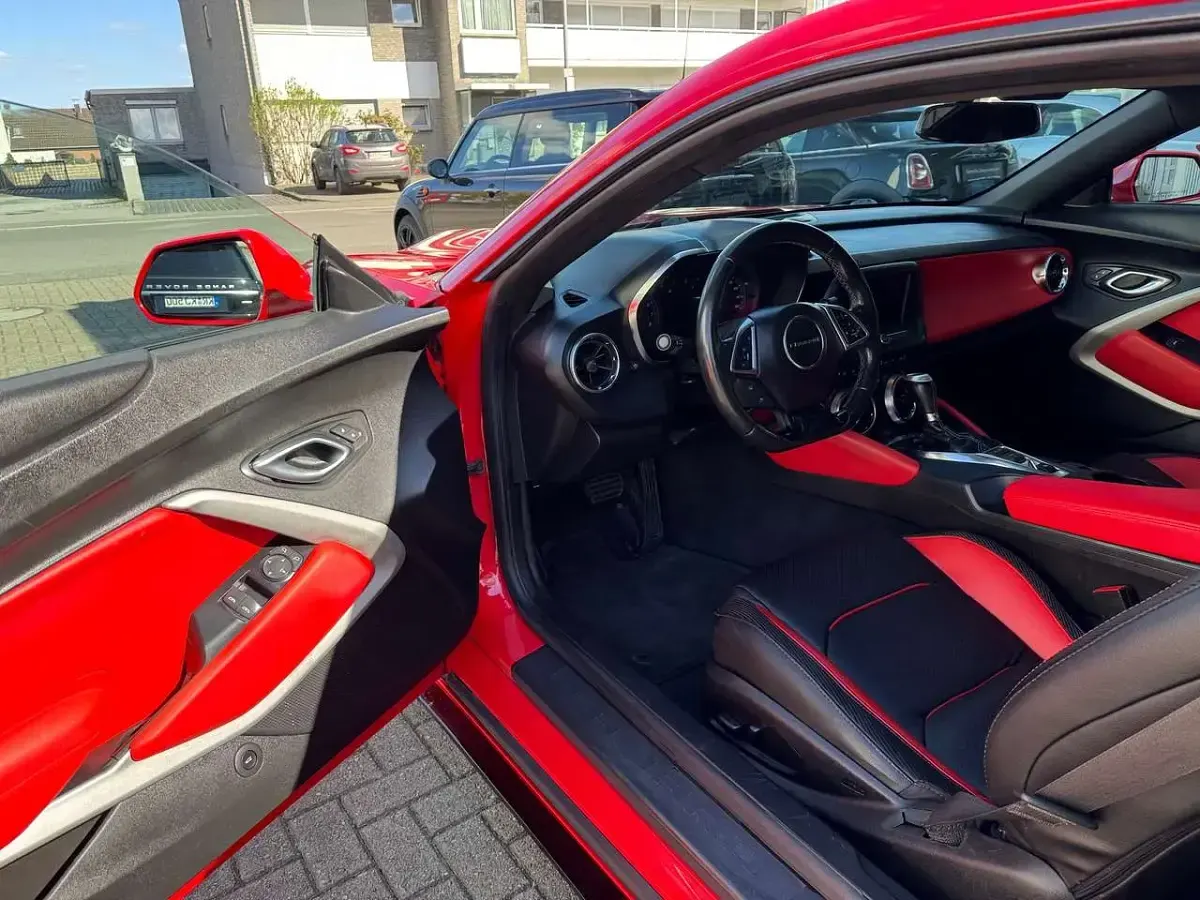 Gebraucht Chevrolet Camaro 275 PS (202 kW) 2022 Rot Coupé
