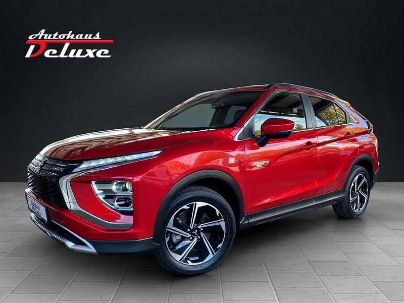 Rot Gebraucht 2022 Mitsubishi Eclipse Cross Plus SUV | 16.900 € (Fairer Preis) - Bild 1/4
