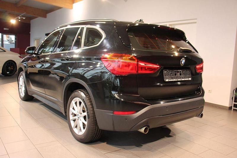 Gebraucht BMW X1 Advantage 190 PS (139 kW) 2017 Schwarz SUV