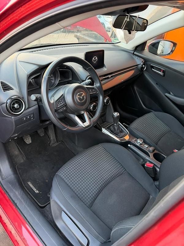 Gebraucht Mazda 2 66 PS (48 kW) 2018 Rot Kleinwagen