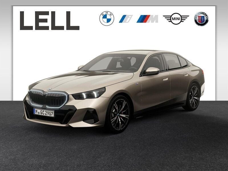 Grau Neu 2025 BMW 520 M Sport Limousine | 68.980 € (Teuer) - Bild 1/4