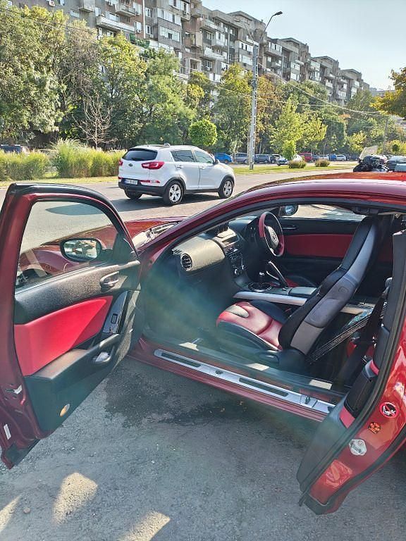 Używany Mazda RX8 192 KM (141 kW) 2007 Czerwony Sedan/Limuzyna