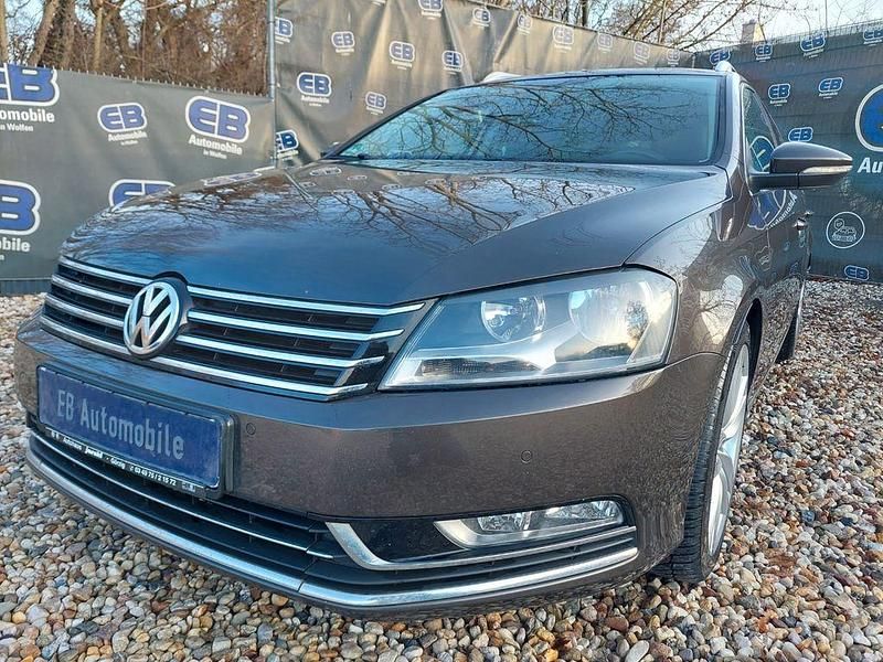 Gebraucht VW Passat Highline 140 PS (102 kW) 2014 Schwarz Kombi
