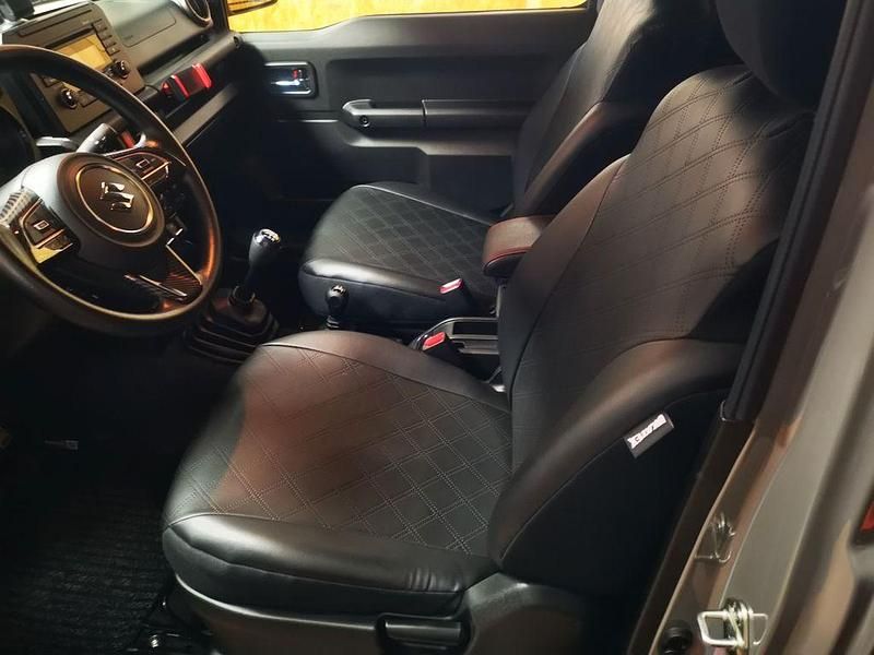 Gebraucht Suzuki Jimny 102 PS (75 kW) 2021 Grau SUV