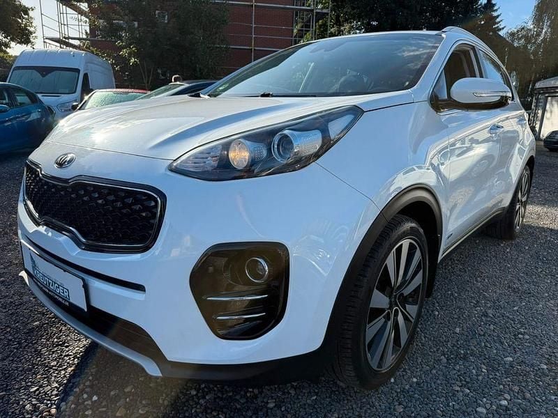 Weiß Gebraucht 2017 Kia Sportage SUV | 16.990 € (Guter Preis) - Bild 1/4