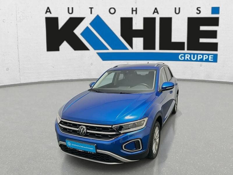 Gebraucht VW T-Roc 110 PS (80 kW) 2023 Blau SUV