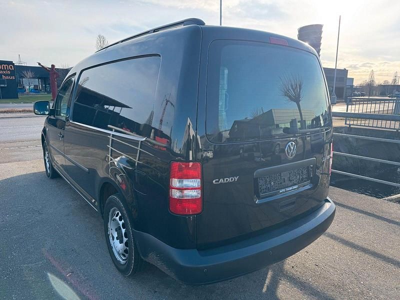 Gebraucht VW Caddy Maxi 140 PS (102 kW) 2014 Schwarz Van / Kleinbus