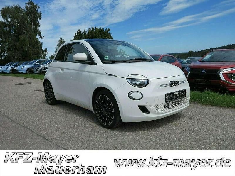 Colore esterno (arktis weiß) Gebraucht 2021 Fiat 500e Icon Limousine | 15.500 € (Superpreis) - Bild 1/4