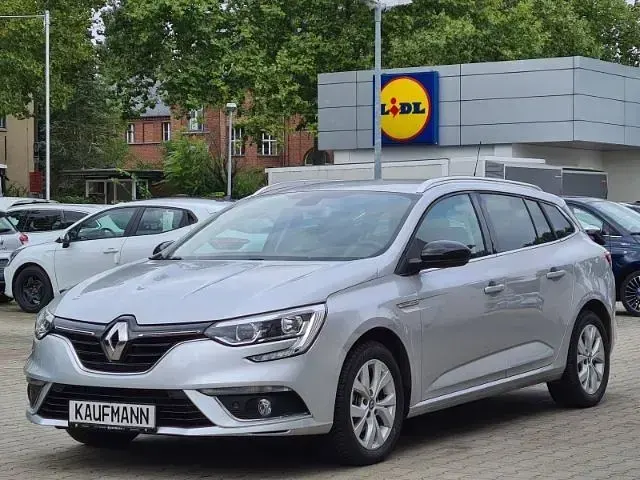 Gebraucht Renault Mégane LIMITED Deluxe 116 PS (85 kW) 2020 Silber Limousine