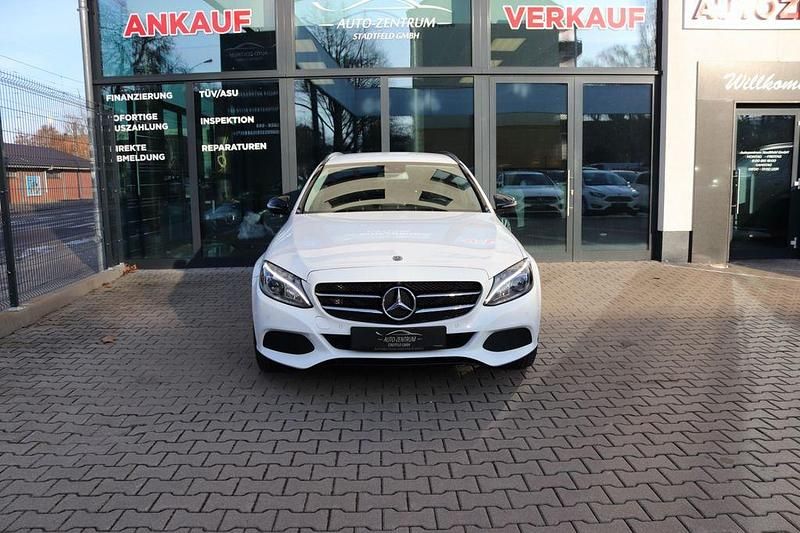 Gebraucht Mercedes C200 184 PS (135 kW) 2018 Weiß Kombi