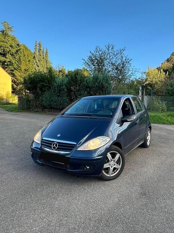 Blau Gebraucht 2007 Mercedes A180 Limousine | 1.000 € (Fairer Preis) - Bild 1/4