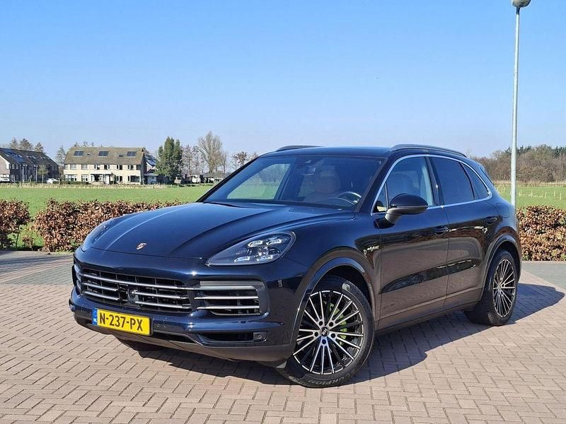 Gebraucht Porsche Cayenne 462 PS (339 kW) 2018 Blau SUV