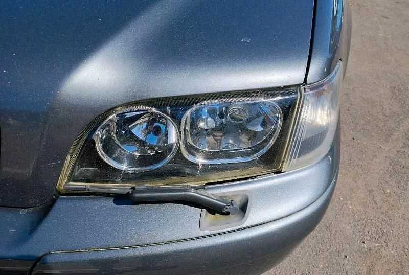 Gebraucht Volvo V40 136 PS (100 kW) 2003 Schwarz Kombi