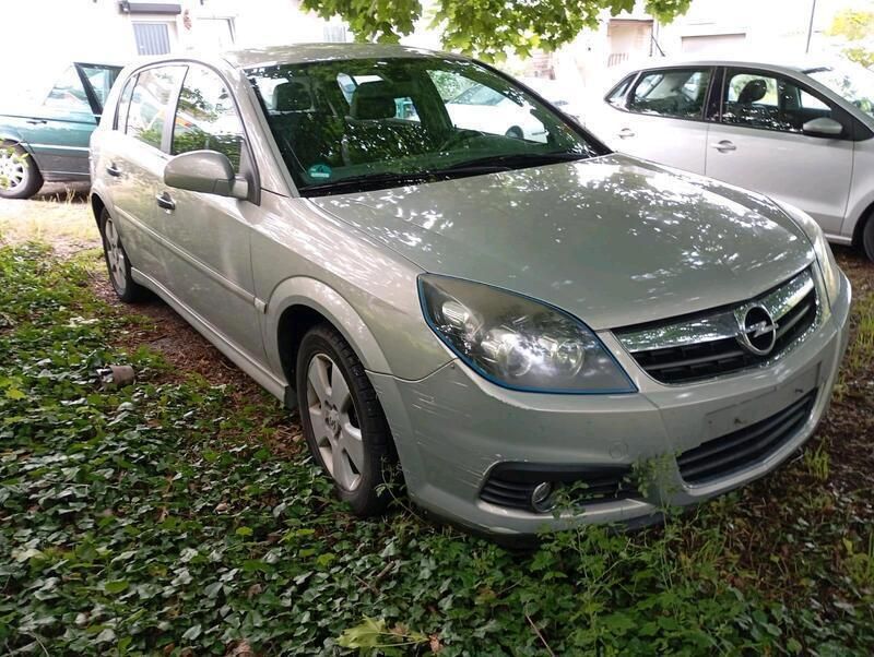 Silber Gebraucht 2006 Opel Signum Kombi | 1.150 € (Guter Preis) - Bild 1/4