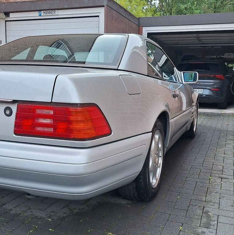 Gebraucht Mercedes SL320 231 PS (169 kW) 1997 Silber Cabrio
