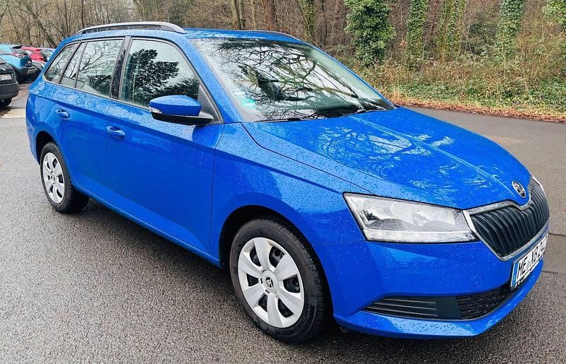 Blau Gebraucht 2019 Skoda Fabia Active Kombi | 9.450 € (Superpreis) - Bild 1/4