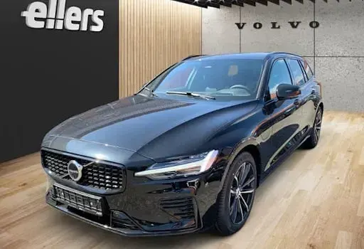 Neu Volvo V60 Plus 350 PS (257 kW) 2026 Schwarz Kombi