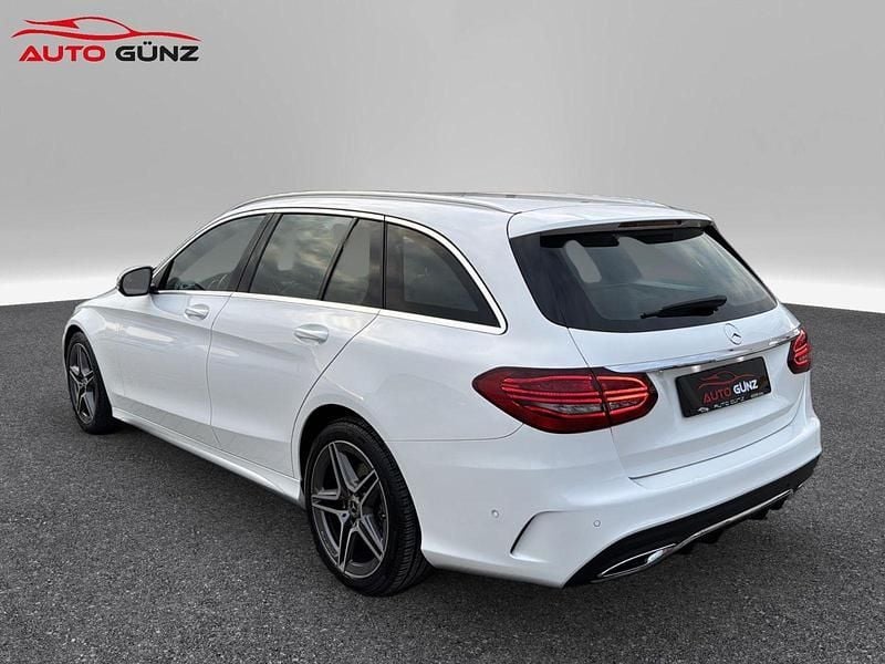 Gebraucht Mercedes C180 AMG line 156 PS (114 kW) 2020 Weiß Kombi