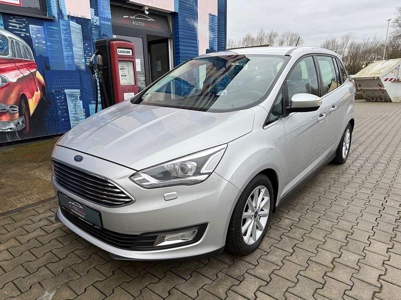 Grau Gebraucht 2018 Ford Grand C-Max Van / Kleinbus | 11.999 € (Fairer Preis) - Bild 1/4