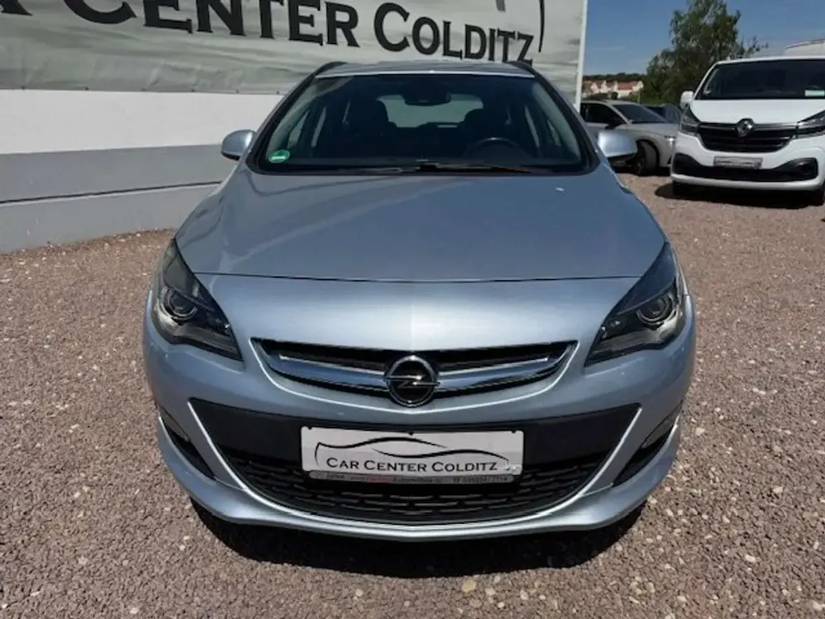Gebraucht Opel Astra Energy 136 PS (100 kW) 2014 Blau Kombi