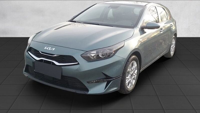Grau Gebraucht 2024 Kia Ceed Vision Limousine | 25.449 € (Guter Preis) - Bild 1/4