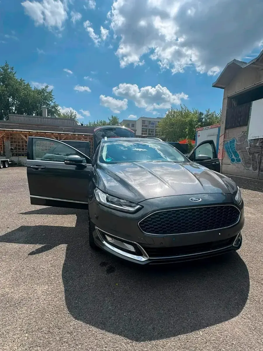 Gebraucht Ford Mondeo 190 PS (139 kW) 2016 Kombi