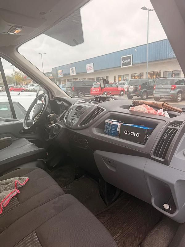 Second-hand Ford Transit 150 CP (110 kW) 2016 Alb Monovolum