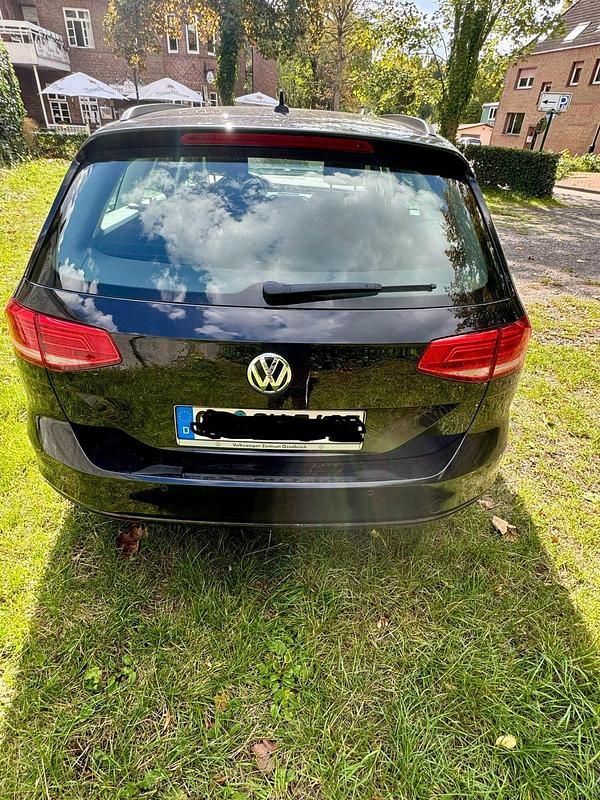 Gebraucht VW Passat 150 PS (110 kW) 2018 Schwarz Limousine