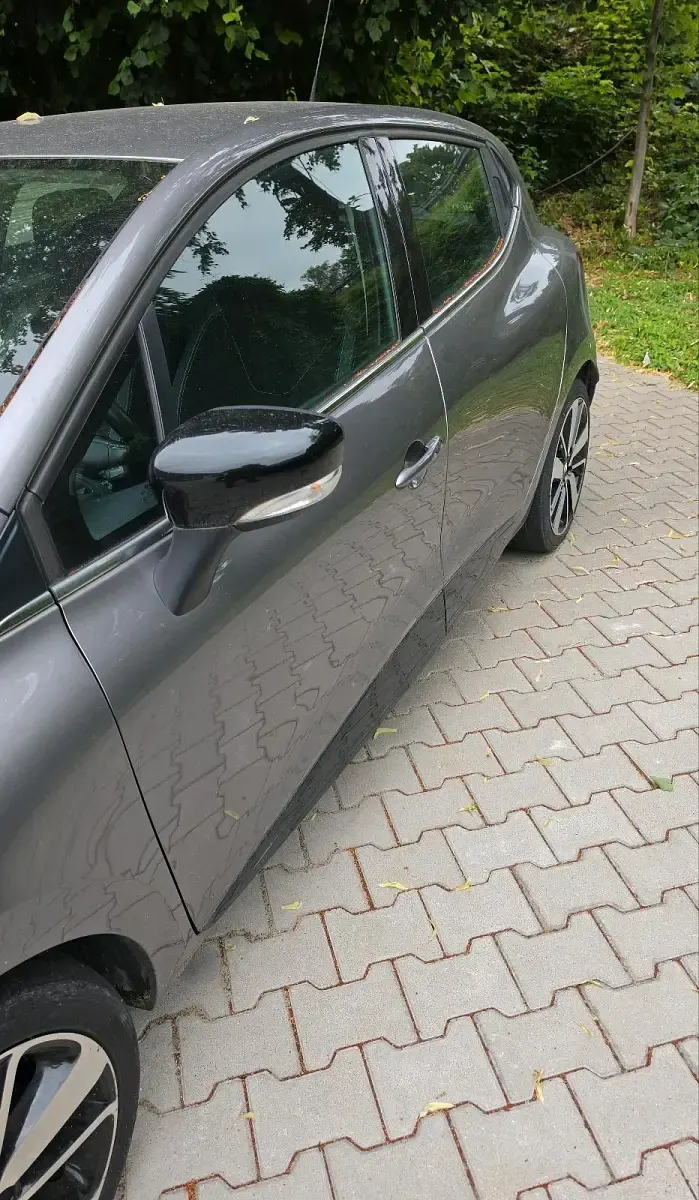 Gebraucht Renault Clio IV Luxe 120 PS (88 kW) 2015 Grau Kleinwagen