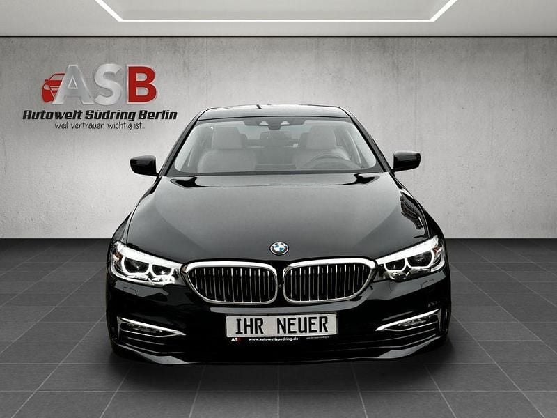 Gebraucht BMW 540 Luxury Line 320 PS (235 kW) 2018 Black sapphire metallic Limousine