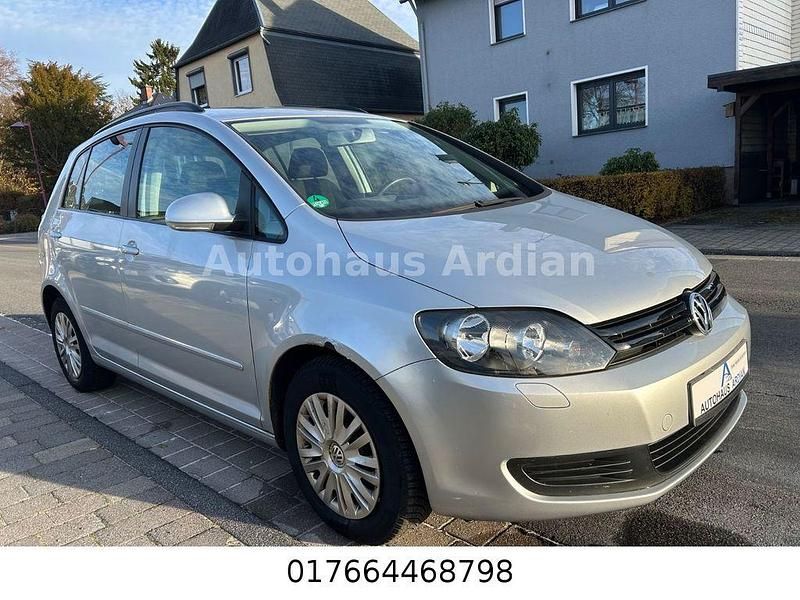 Silber Gebraucht 2009 VW Golf Plus Cross Trendline Van / Kleinbus | 3.199 € (Guter Preis) - Bild 1/4
