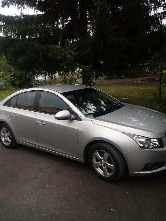 Gebraucht Chevrolet Cruze 124 PS (91 kW) 2011 Grau Limousine