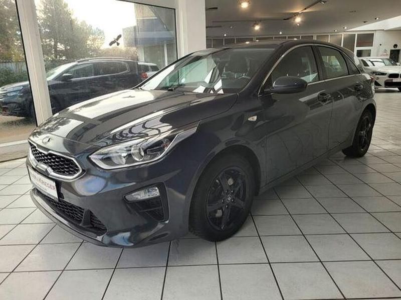 Gebraucht Kia Ceed Vision 136 PS (100 kW) 2020 Grau Kleinwagen
