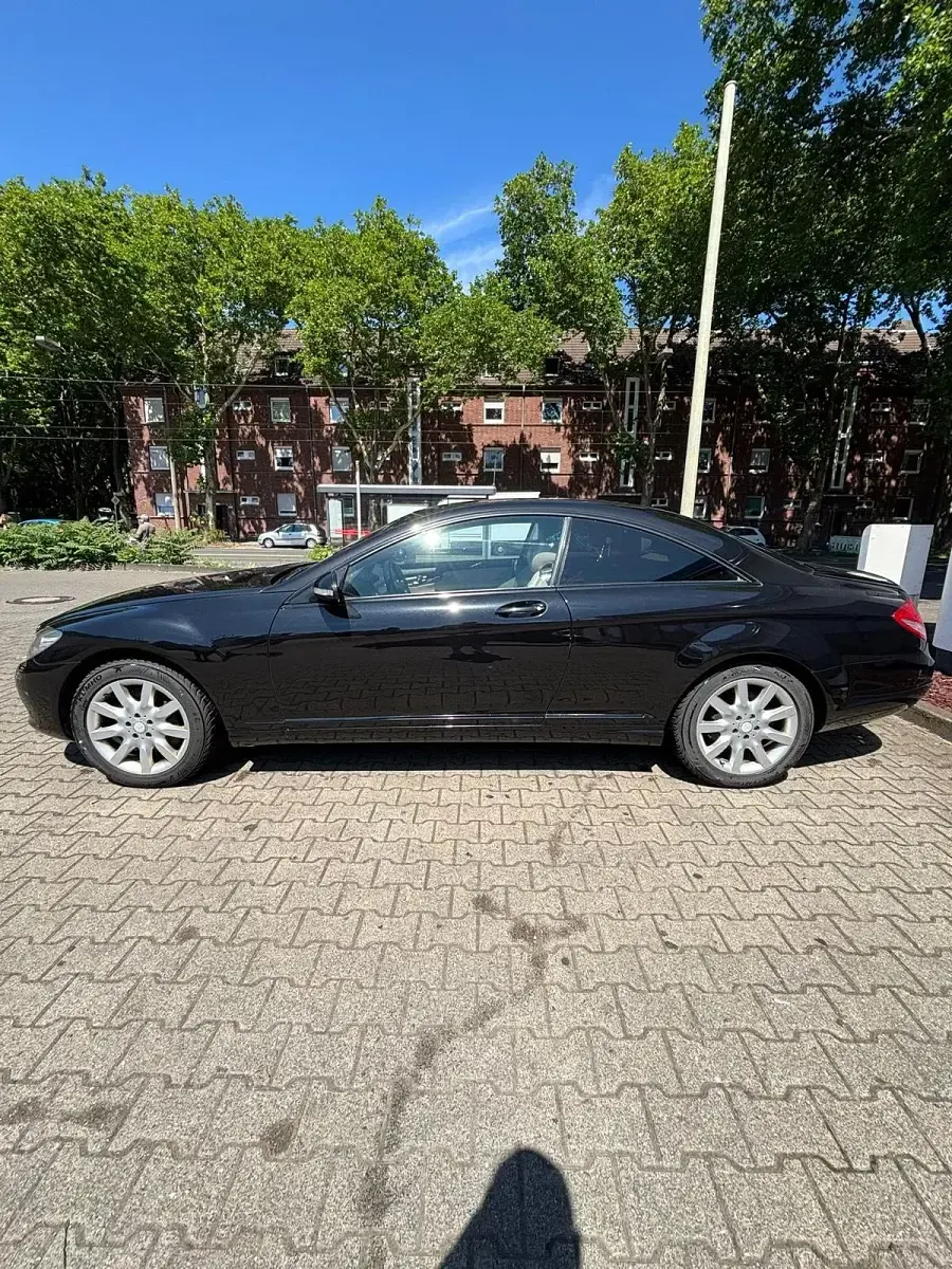Gebraucht Mercedes CL500 388 PS (285 kW) 2011 Schwarz Coupé