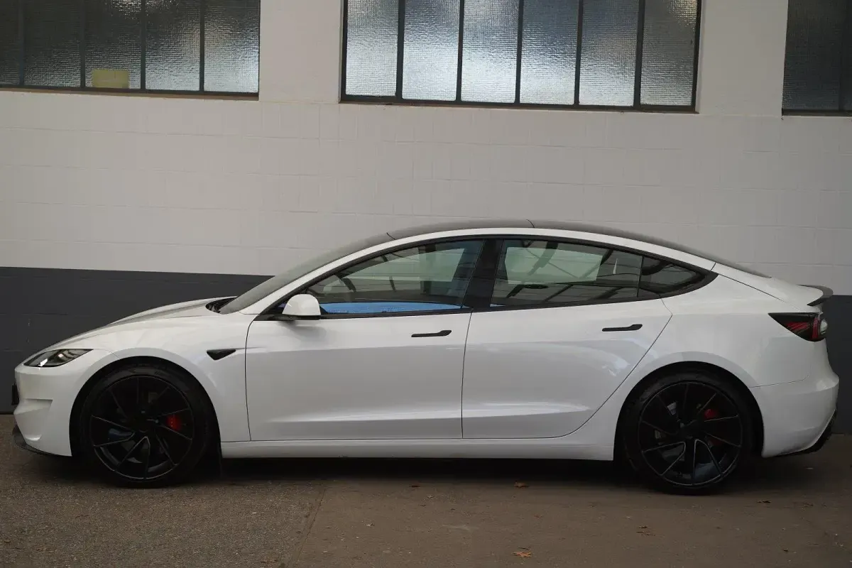 Occasion Tesla Model 3 Performance 461 kW (627 ch) 2025 Blanc Berline