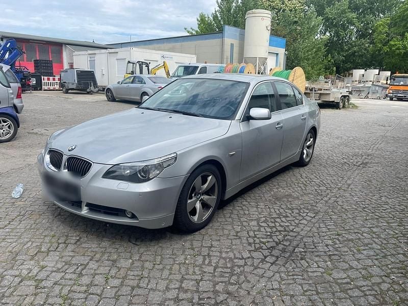 Gebraucht BMW 535 272 PS (200 kW) 2005 Silber Limousine